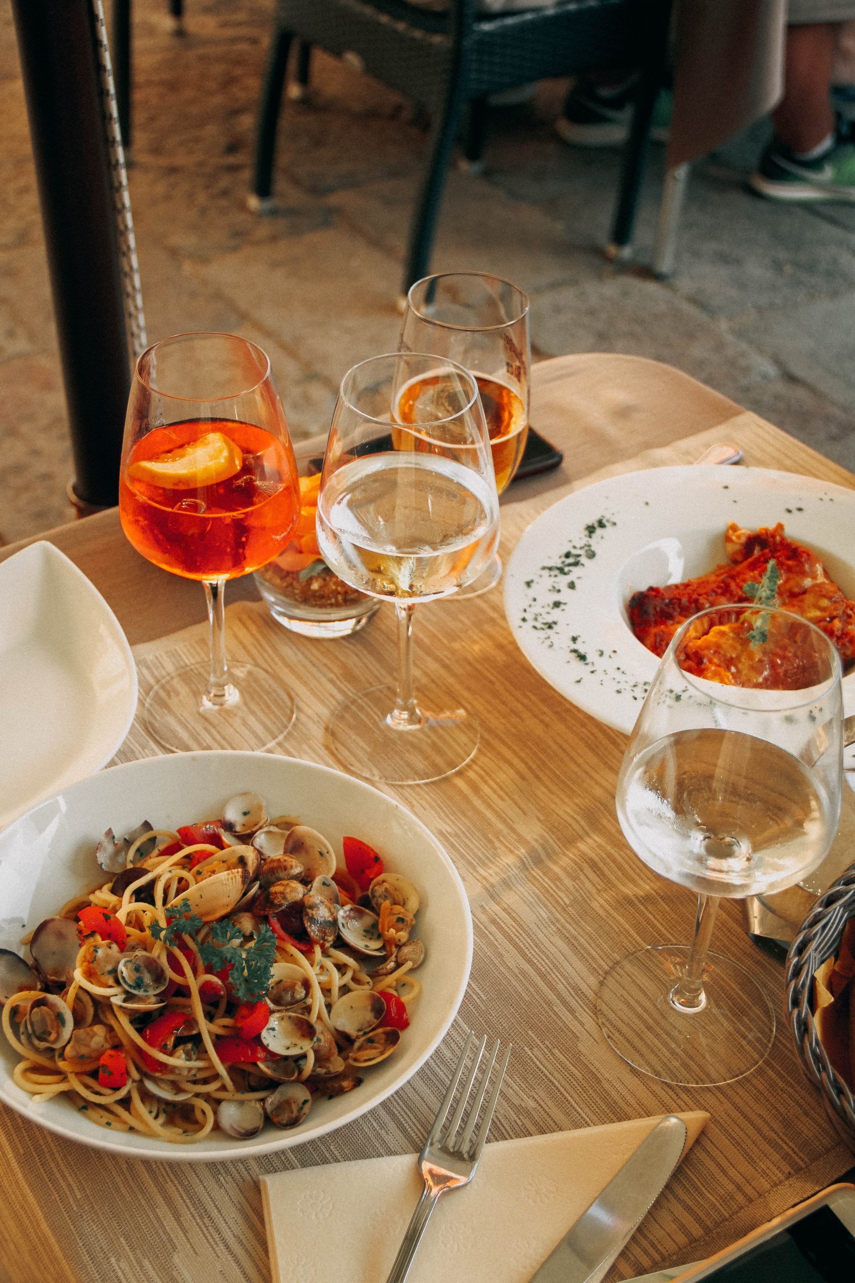 Seafood, frischer Fisch und Wein ist in Positano besonders beliebt